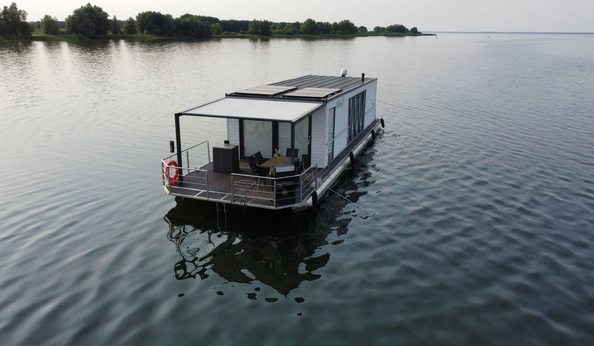 bungalowboot mieten mecklenburgische seenplatte